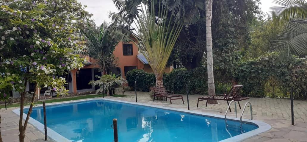 Runako Lodge 阿鲁沙 外观 照片